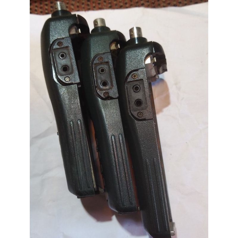 BAHAN KANIBALAN HT ICOM IC V8 MADE IN JAPAN HT ICOM IC V8 MATOT