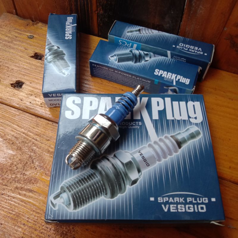 busi Vespa racing kaki tiga pendek cocok di motor 2tak lainya