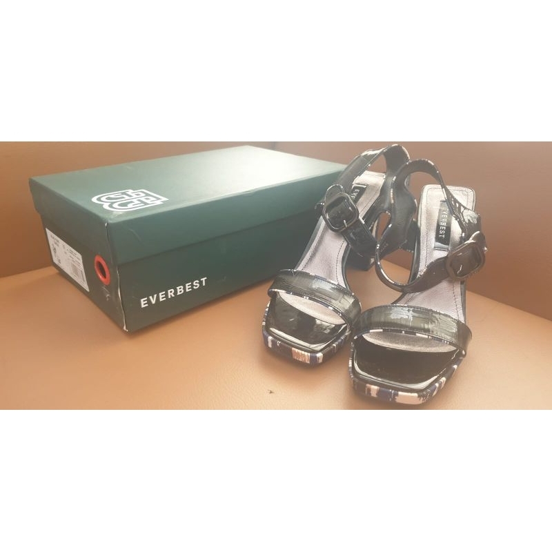 Sepatu wanita Everbest preloved