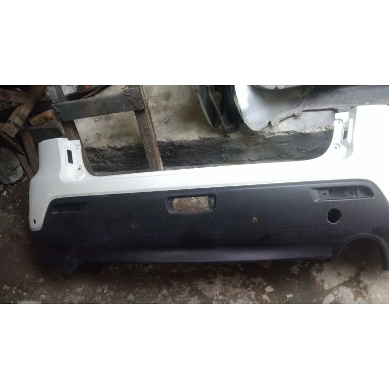 bemper belakang Outlander 2013