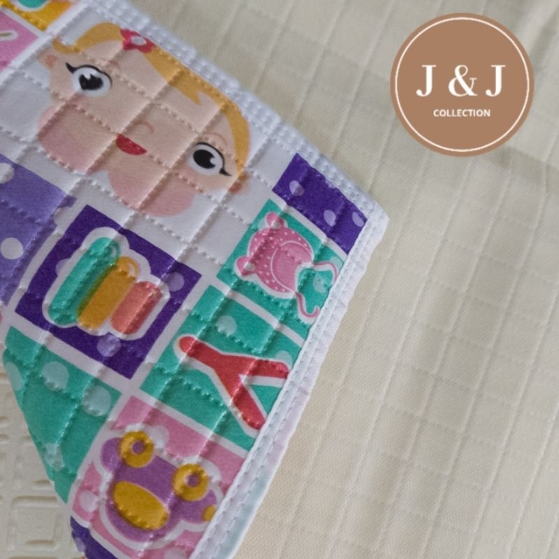 PERLAK BAYI/ALAS OMPOL BAYI MOTIF DENGAN JAHIT PINGGIR UK 45 X 50 CM