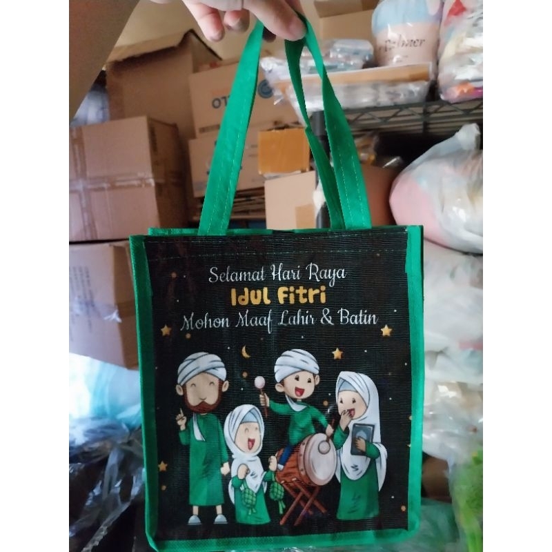 

Tas LEBARAN IDUL FITRI ISLAMI 2023