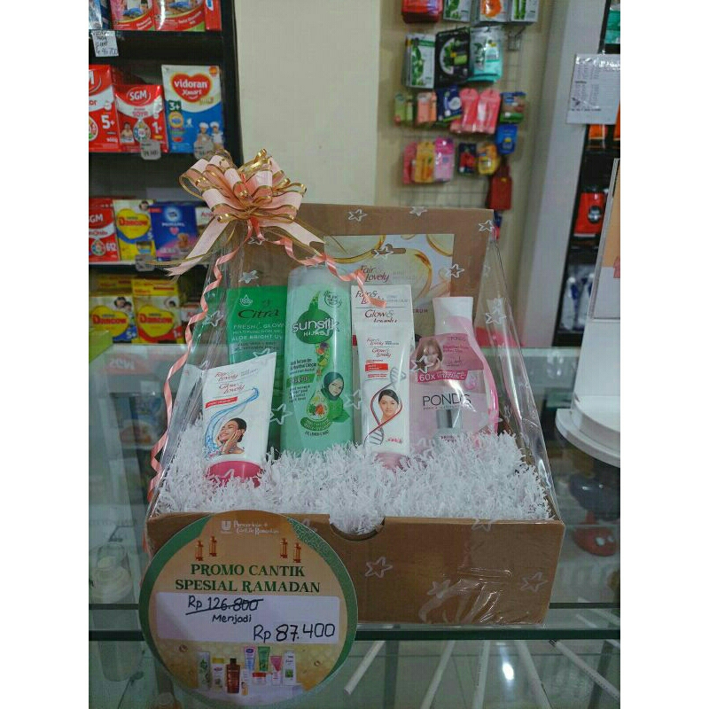 FAIR &amp; LOVELY MULTIVITAMIN PAKET HAMPERS SEPESIAL RAMADHAN