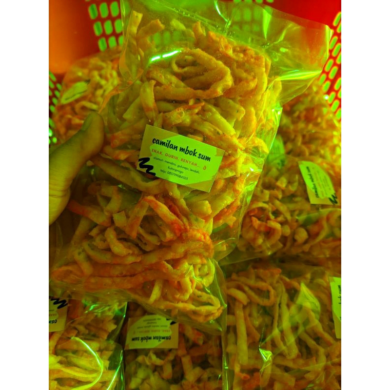 

camilan kue bawang rasa balado / stok bawang balado