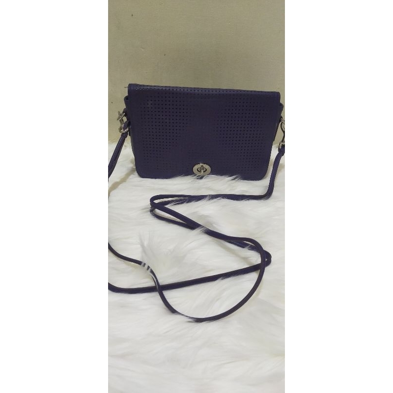 Preloved Sling bag coach original