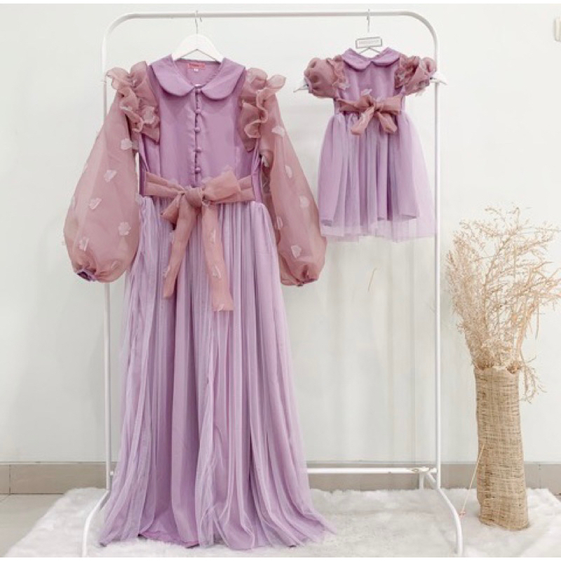 preloved gaun mom&baby brand dressedup_co warna lilac