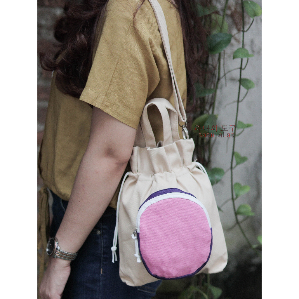 SATU ALAT Tas Selempang Serut SABRINA 100% Canvas Premium Tebal Tas Kanvas