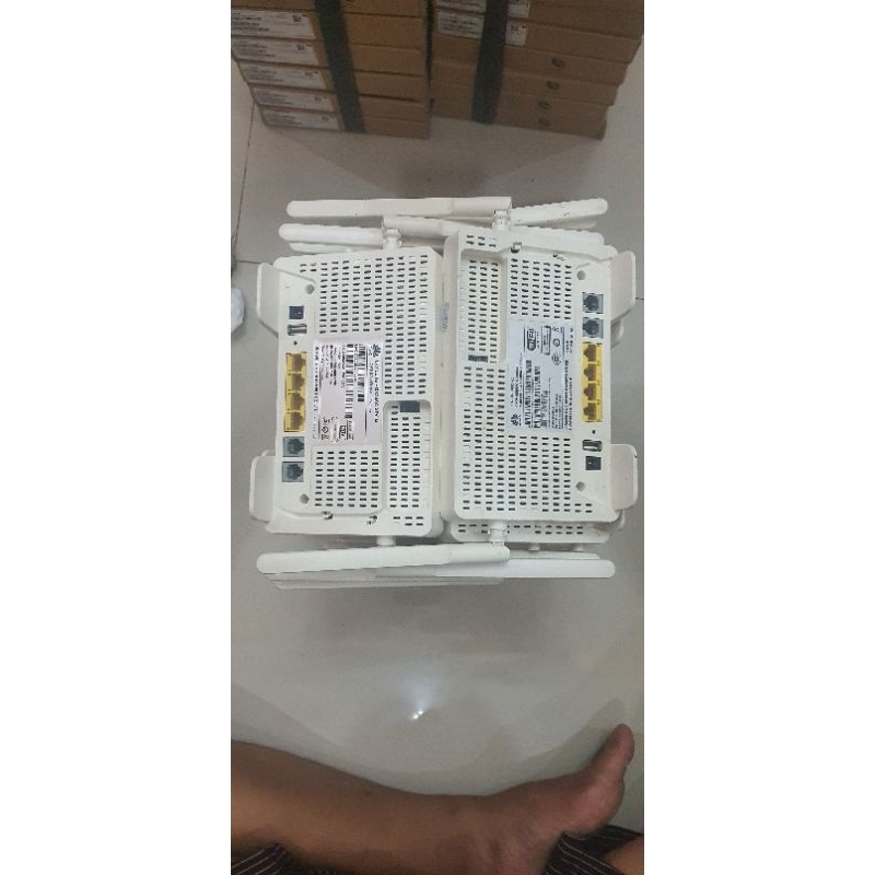 ONT HUAWEI  XPON epon / gpon HG8245C