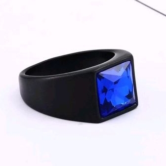 Cincin Blue Saphire Batu Safir Ring Real Titanium Black Gun Platted Anti Luntur dan Karat Minimalis Elegan