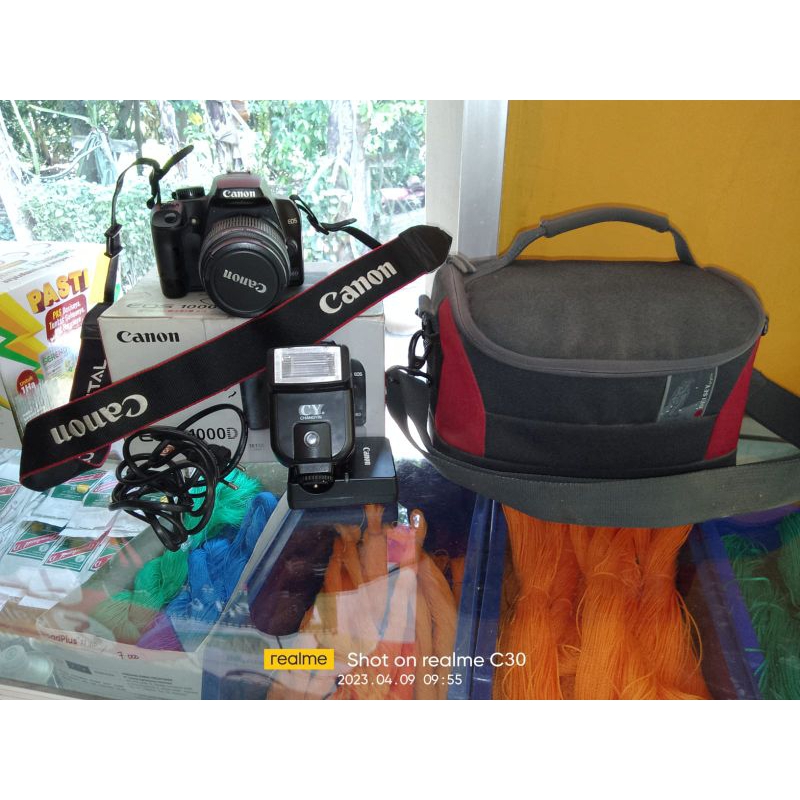 KAMERA DLSR CANON 1000D