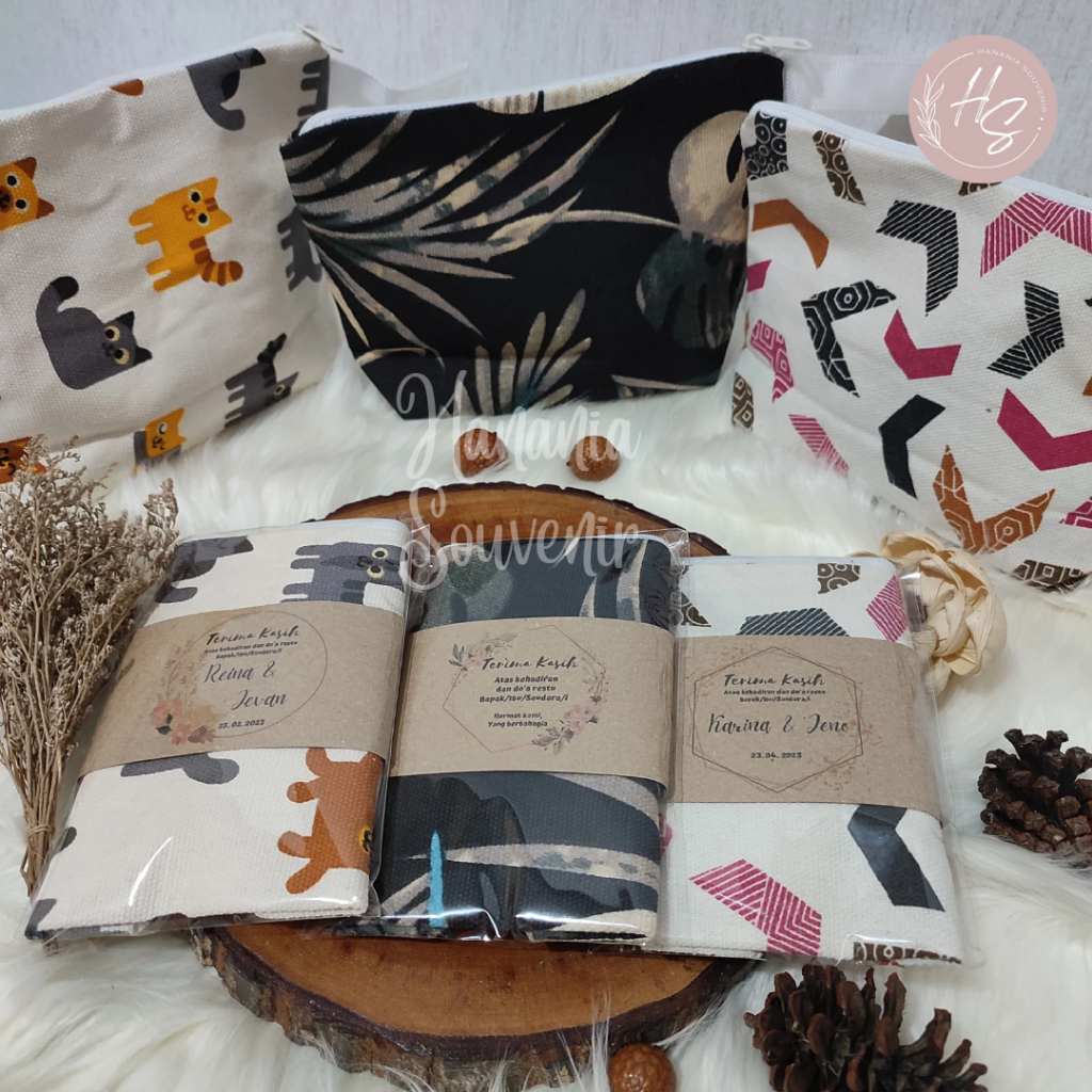 Pouch Makeup Canvas / Dompet Makeup / Souvenir pouch / wedding / pesta