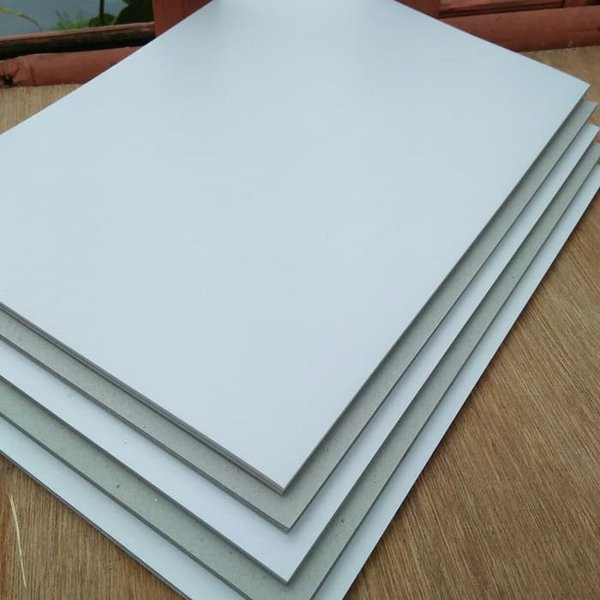 

( ISI 25 LEMBAR ) KERTAS DUPLEX A4 250 GSM ( 21X29.7 CM )
