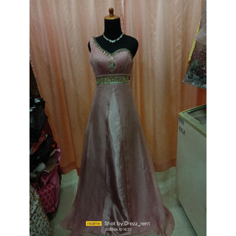 gaun pesta wanita rosegold preloved