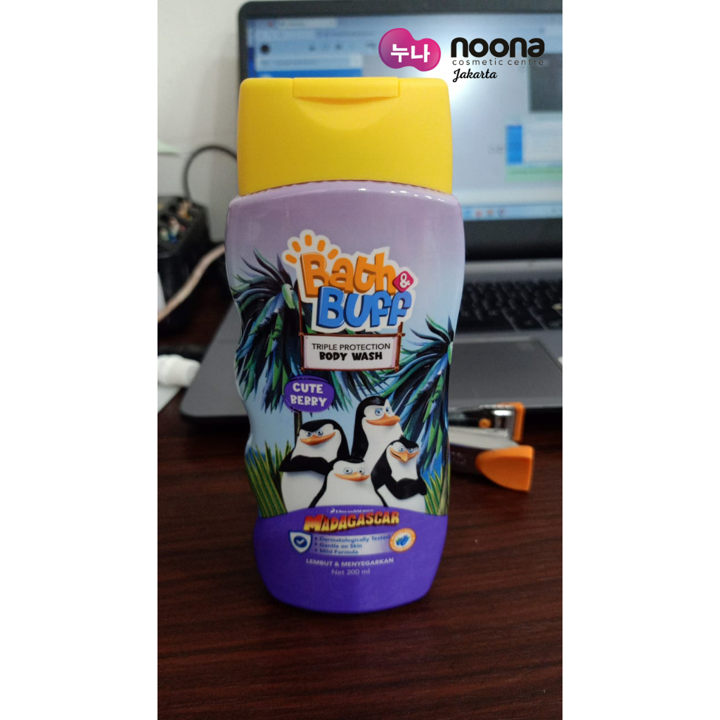 BATH &amp; BUFF BODY WASH CUTE BERRY 200 ML