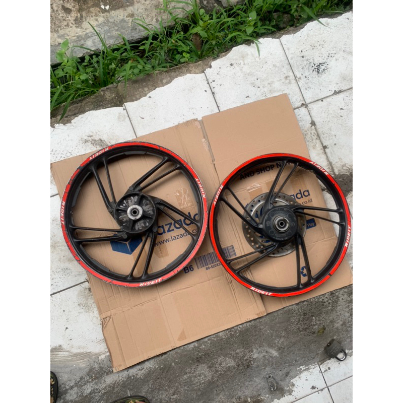 Velg Depan Belakang Honda Blade 110 Original Copotan
