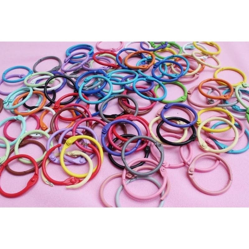 

Ring flashcard | Ring besi buka tutup warna warni | ring besi gepeng polos 30cm | ring besi nikel 30cm | ring blinder | ring bulat | Ring O Besi