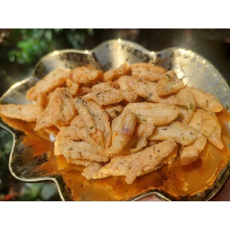 

kue bawang / kue bawang gunting - 250 gram