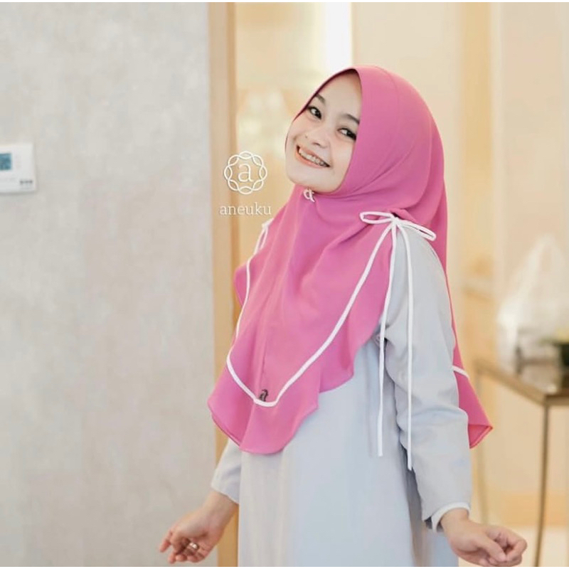 (PRELOVED) Midi Anabella Aneuku Khimar