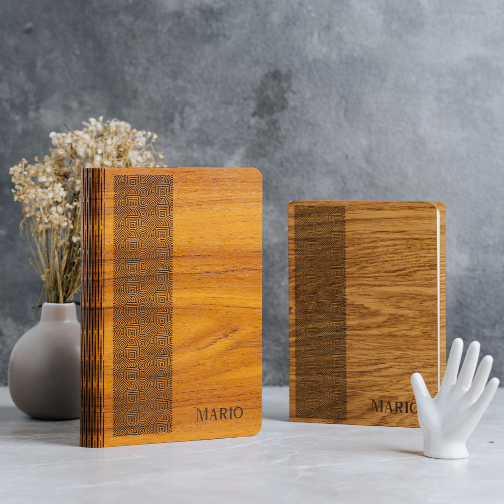 

WOODEN JOURNAL BOOK A5 CUSTOM DESIGN UNTUK COVER BUKU LOGO , GAMBAR / TULISAN