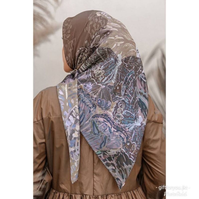 preloved VVGC lengkap box ✅ Farsha rustic brown Voal buttonscarves button scarves BS buttonscarve be