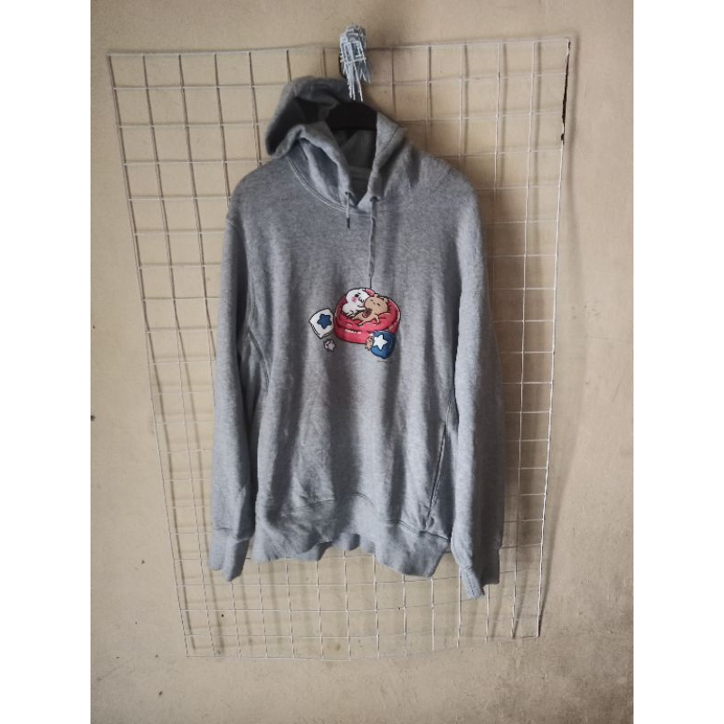 Hoodie Sweater Uniqlo colabs dengan line murah