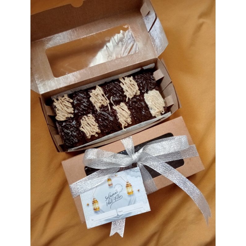 

HAMPERS FUDGY BROWNIE LUMER