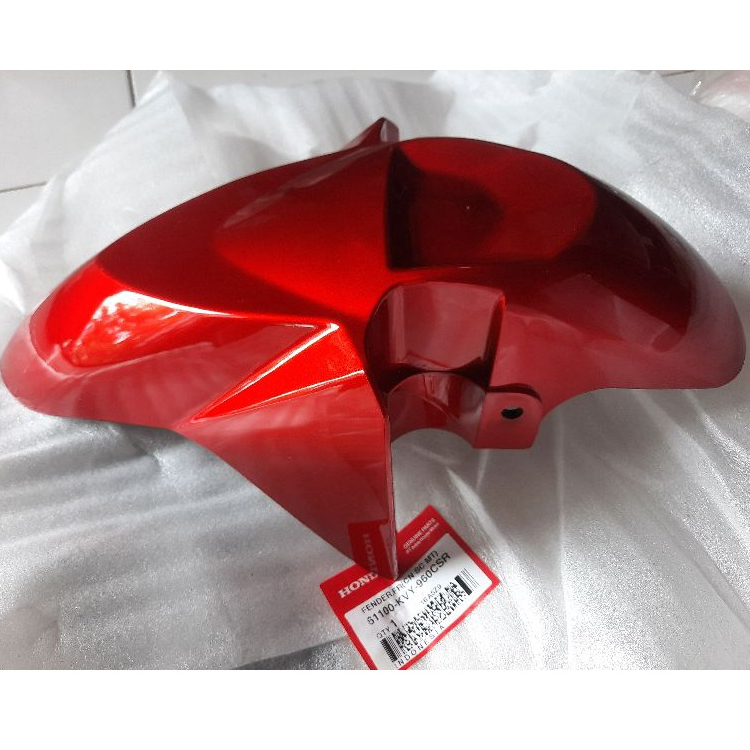 SPAKBOR DEPAN / SAYAP DEPAN  BEAT CARB  [61100-KVY-960CSR] MERAH