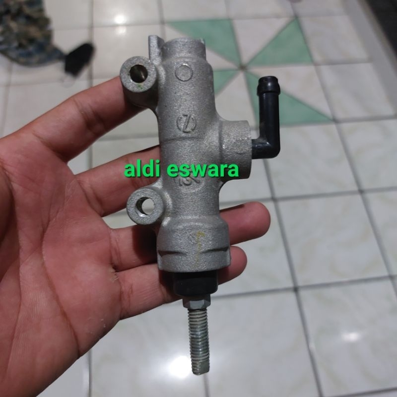 Master rem belakang ninja 250 fi old new karbu