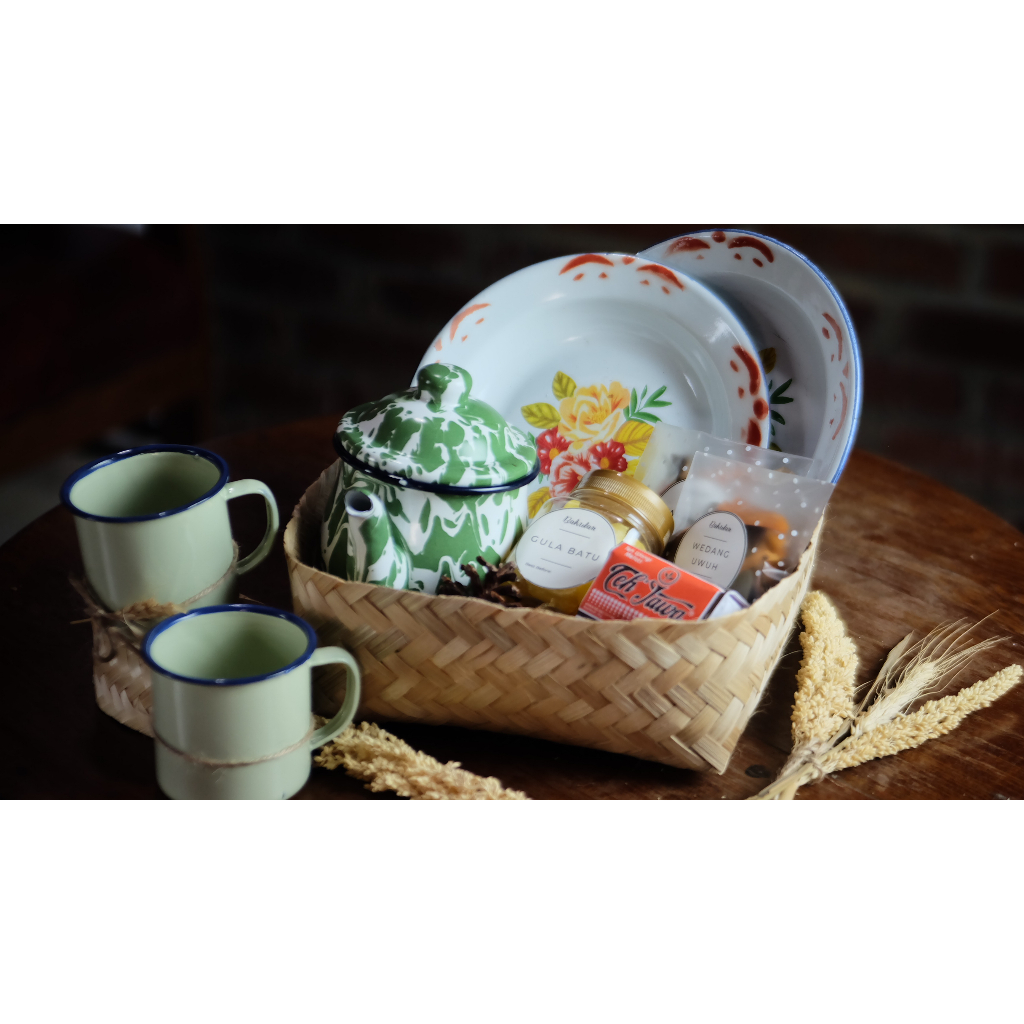 

CUSTOM PADMA hampers dengan Gelas Mug Blirik