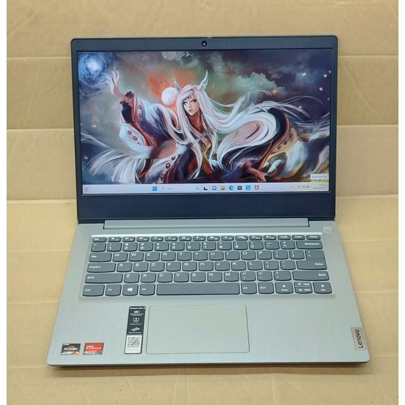 Laptop Lenovo slim 3 AMD Ryzen 3 RAM 8 GB SSD 512 GB