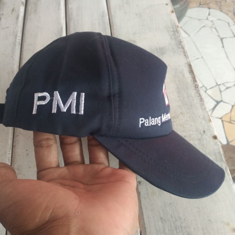 Topi PMI BORDIR perekat (donker) bijian