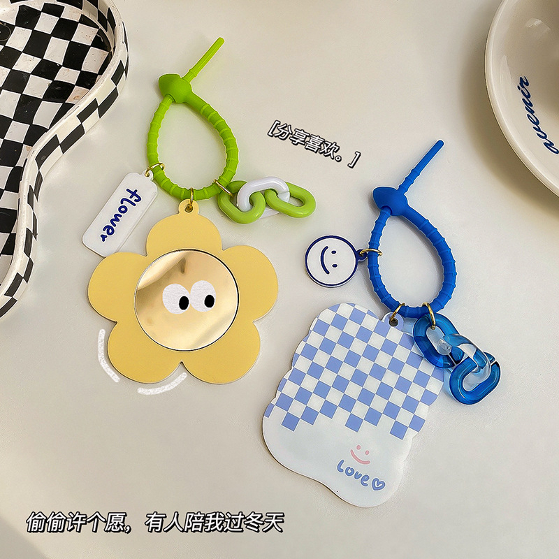 SUNNY Gantungan Kaca Kunci Acrylic Mirror Cute Aksesoris keychain Vintage Fashion Kekinian Style Button Bag kuliah Lucu Makeup Mirror Wanita Tas Sekolah kuliah Mini Aesthetic Chikoisme