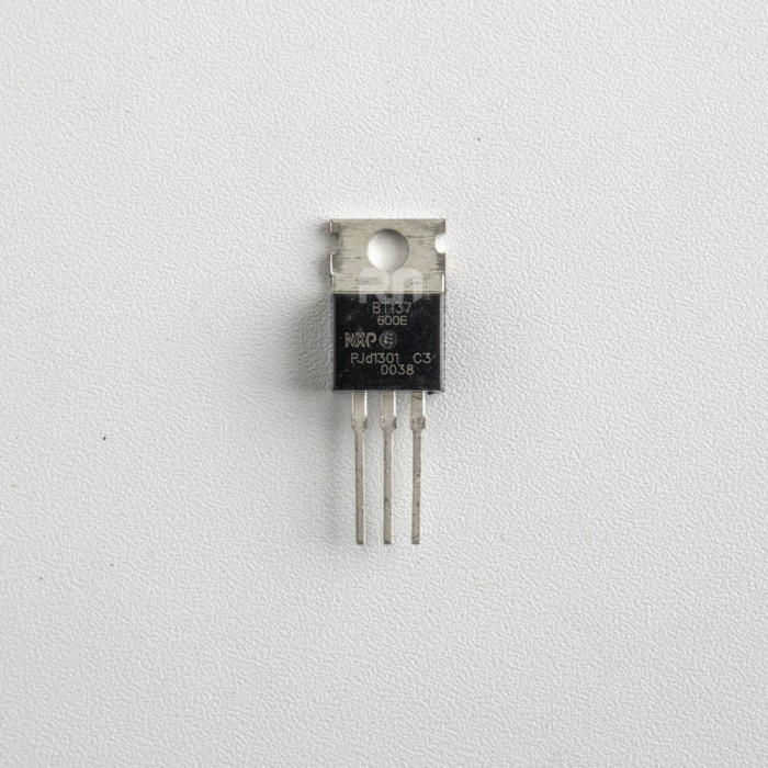 Transistor BT138 BT 138