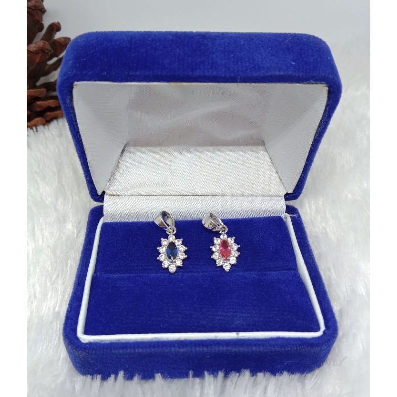 liontin bunga cor mata-mata, emas putih kadar 375(8k)