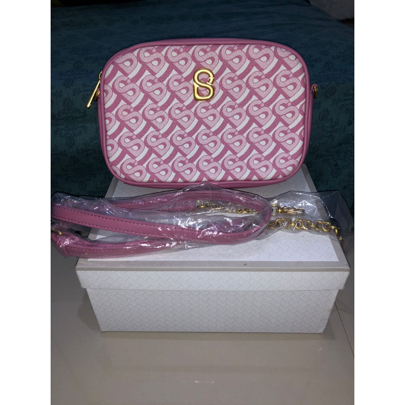 Bimu Crossbody bag buttonscarves