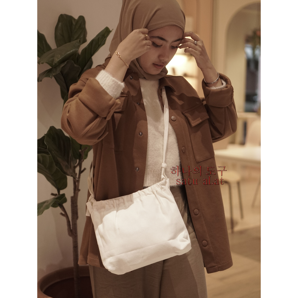 SATU ALAT Tas Selempang TATA YOUNG 100% Canvas Premium Tebal Tas Kanvas