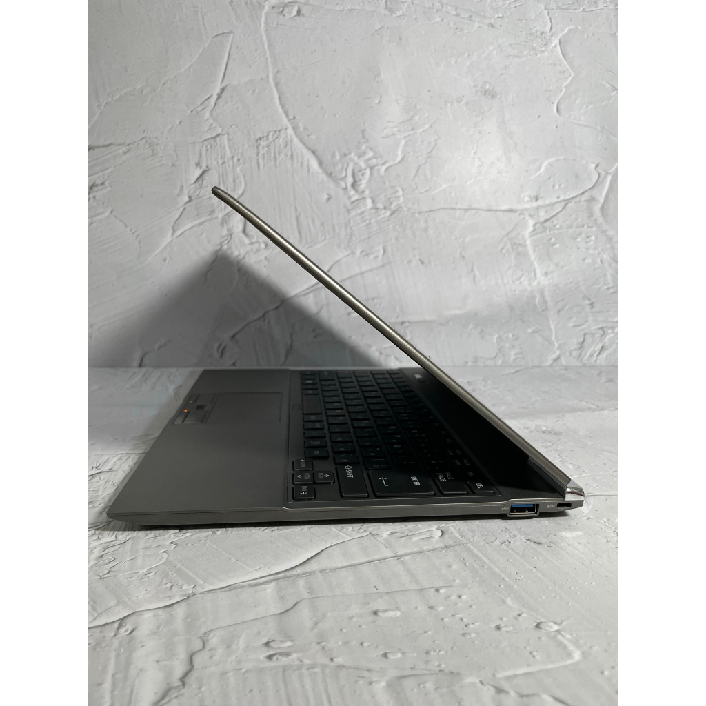 LAPTOP TOSHIBA DYNABOOK R632/ Z30A/ R63 CORE I5 SSD