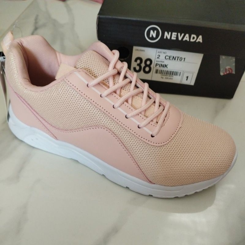 SEPATU SPORT WANITA NEVADA