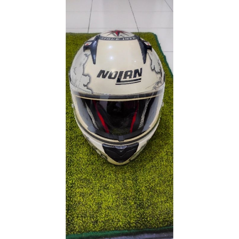 Helm Nolan N64 Carlos checa