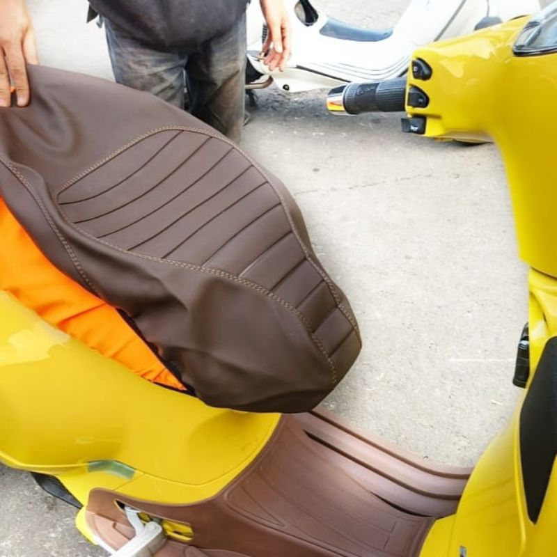 Custom Cover Jok Vespa Gts Lx S Sprint Primavera Iget Bahan MBtech Caferacer