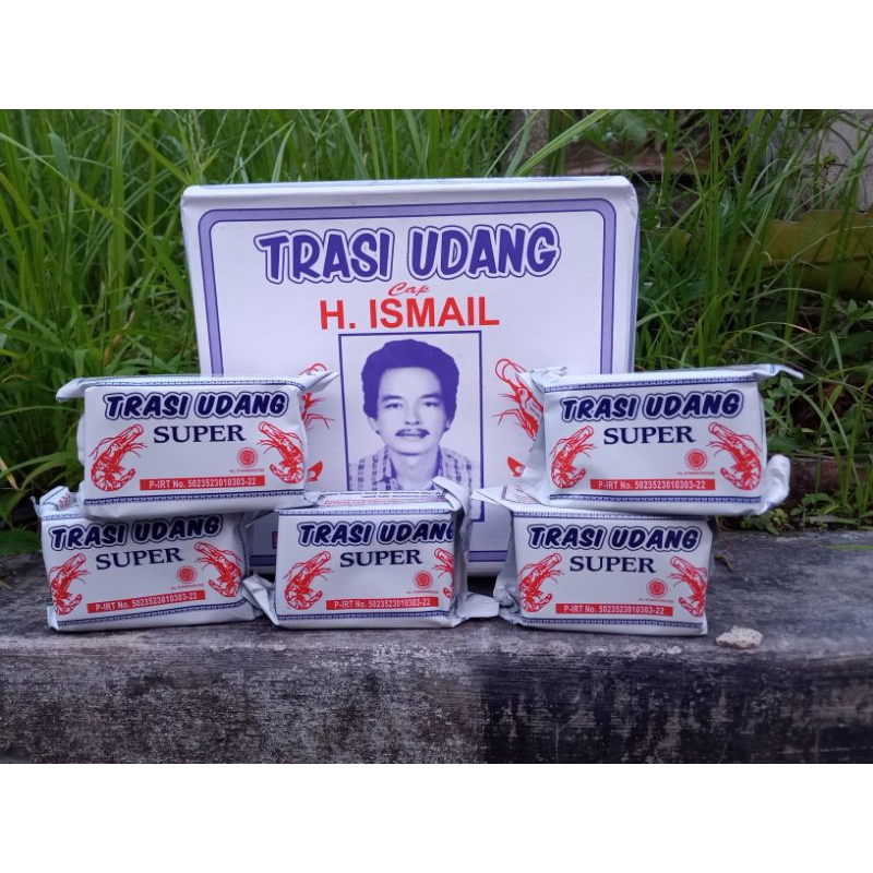 

Terasi Udang H. Ismail Khas Jawa Timur(Biasa Dipakai Pedagang Pecel Lele Lamongan) Berat 100 gram