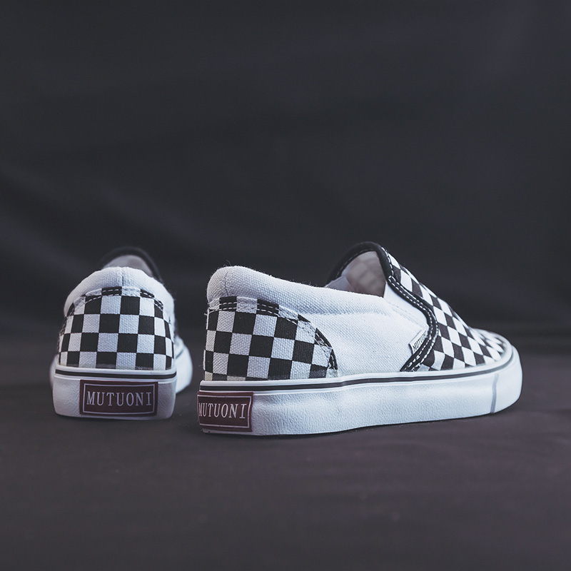 Sepatu MUTUONI Checkrboard Slip On 5331 (35 - 40)