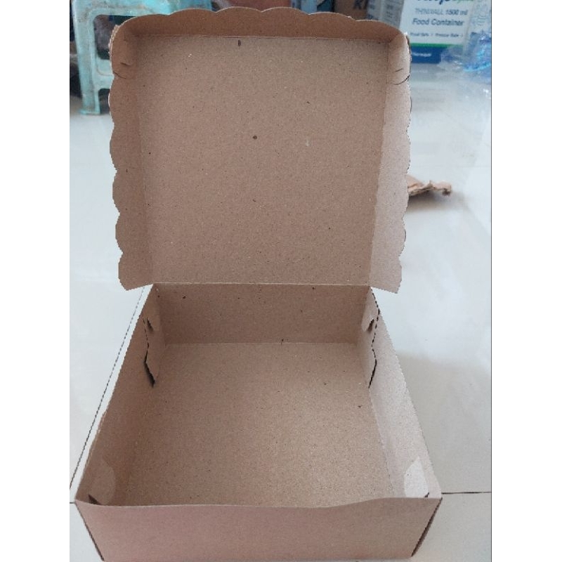 

Dus nasi kotak R8 (18x18x7)Box kraft coklat