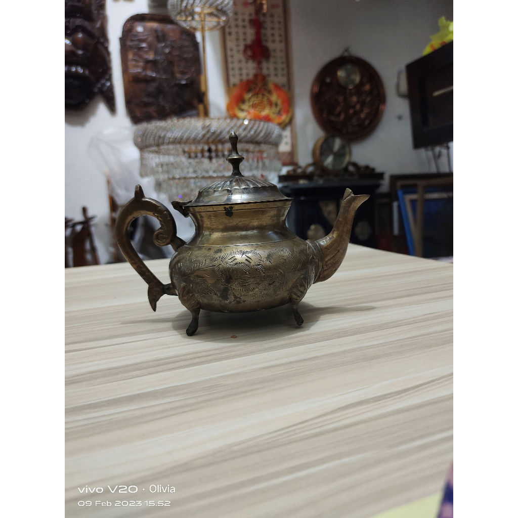 Teko Aladin Kuningan Kuno Jadul Antik