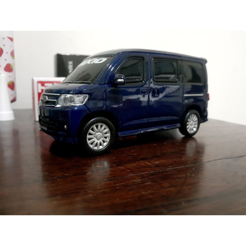 Diecast Daihatsu Luxio original