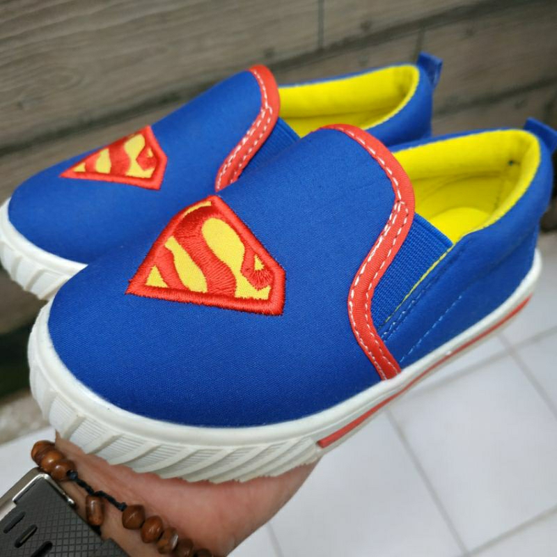 JUAL RUGI KMS3 Superman 27 STOK LAMA Titipan Toko Sepatu Anak