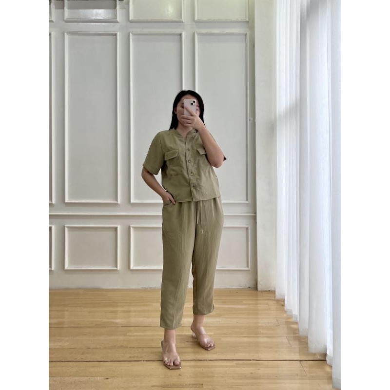 Luna button set - kemeja atasan berkancing - celana pensil - baju kantor office - korean set - baju 