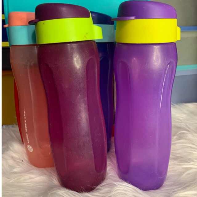 ECCO FASHION 500 ml tupperware second preloved