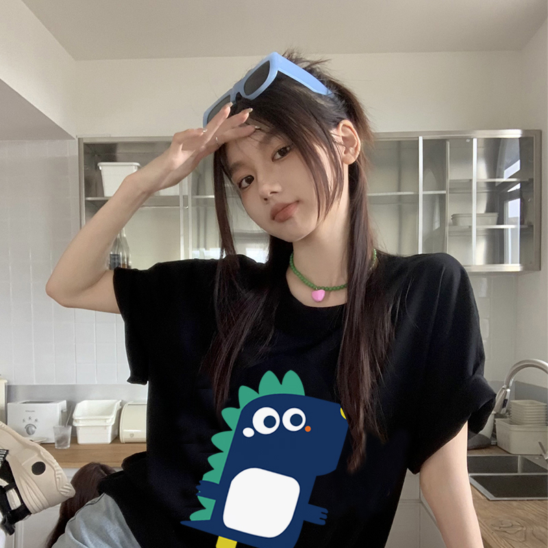 Print T-shirt Kaos Lengan Pendek Cartoon Small Dinosaur Baju Wanita Oversize Korean Style
