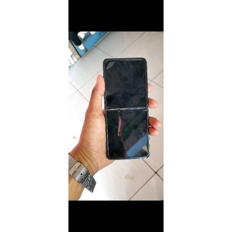 samsung z flip 1 minus lcd sesuai foto ya